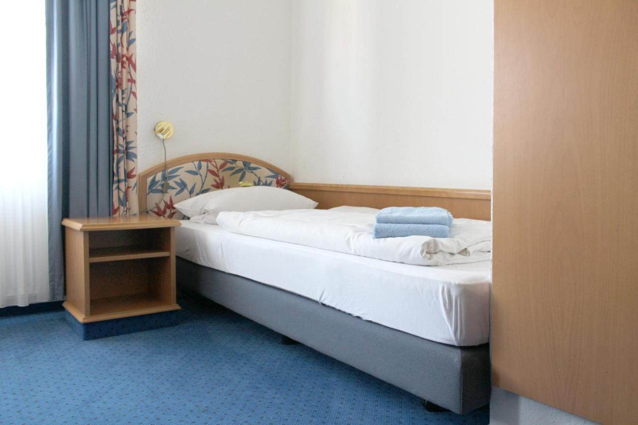 Hotel Haarener Hof Bad Wünnenberg Eksteriør bilde